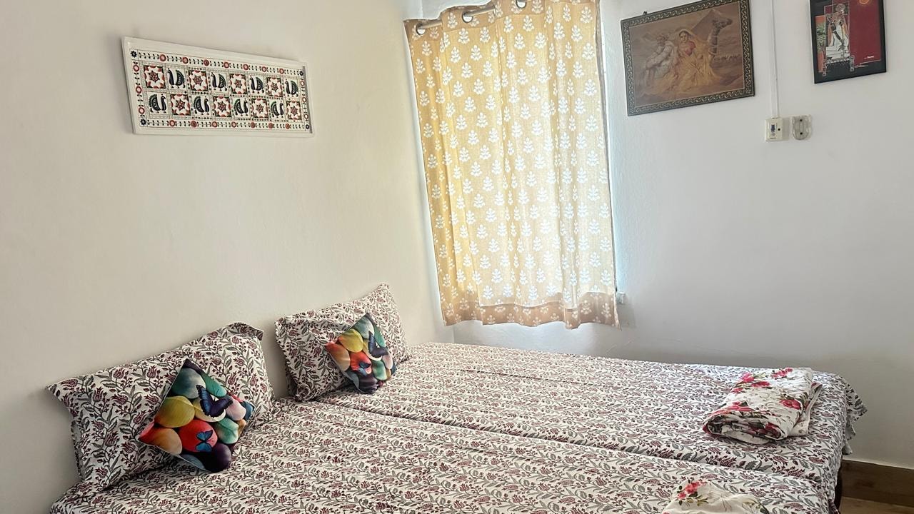 The Folk Art Nook — room overview